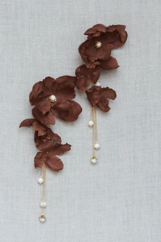 Kolczyki Anemone Hazelnut