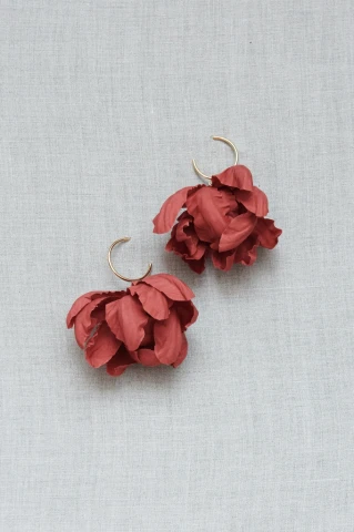 Kolczyki Flowerbomb Coral
