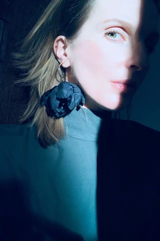 Kolczyki Flowerbomb Navy