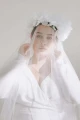 slubna-opaska-z duzymi-kwiatami-decolove-silk-flower-bridal-headband-1.jpg