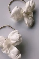 3a-kolczyki-z-jedwabnymi-kwiatami-decolove-silk-flowers-hoops.jpg