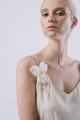 29c-jedwabna-broszka-orchidea-Decolove-silk-orchid-brooch.jpg