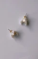 22-kolczyki-z-perel-decolove-pearl-bell-studs.jpg