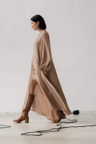 Jedwabna Suknia Maxi Emma Caramel